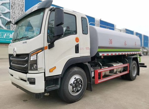 12噸灑水車(chē)價(jià)格表_國(guó)六大運(yùn)祥龍13方綠化灑水車(chē)廠(chǎng)家價(jià)格